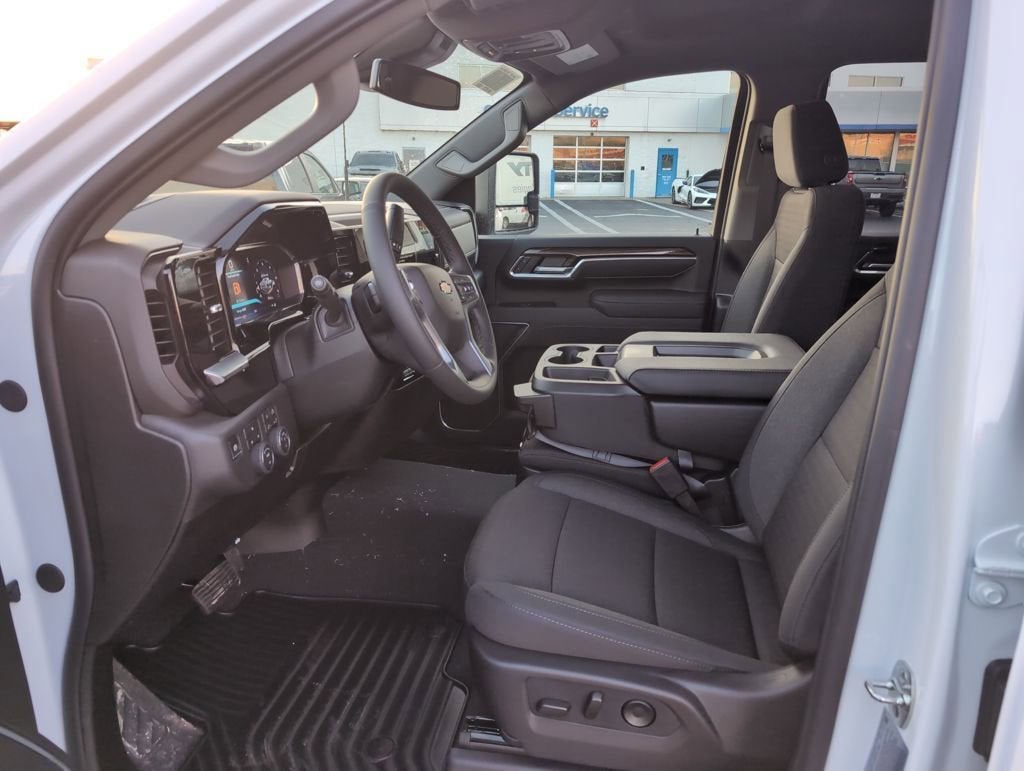 2026 Chevrolet Silverado 3500 HD LT DRW