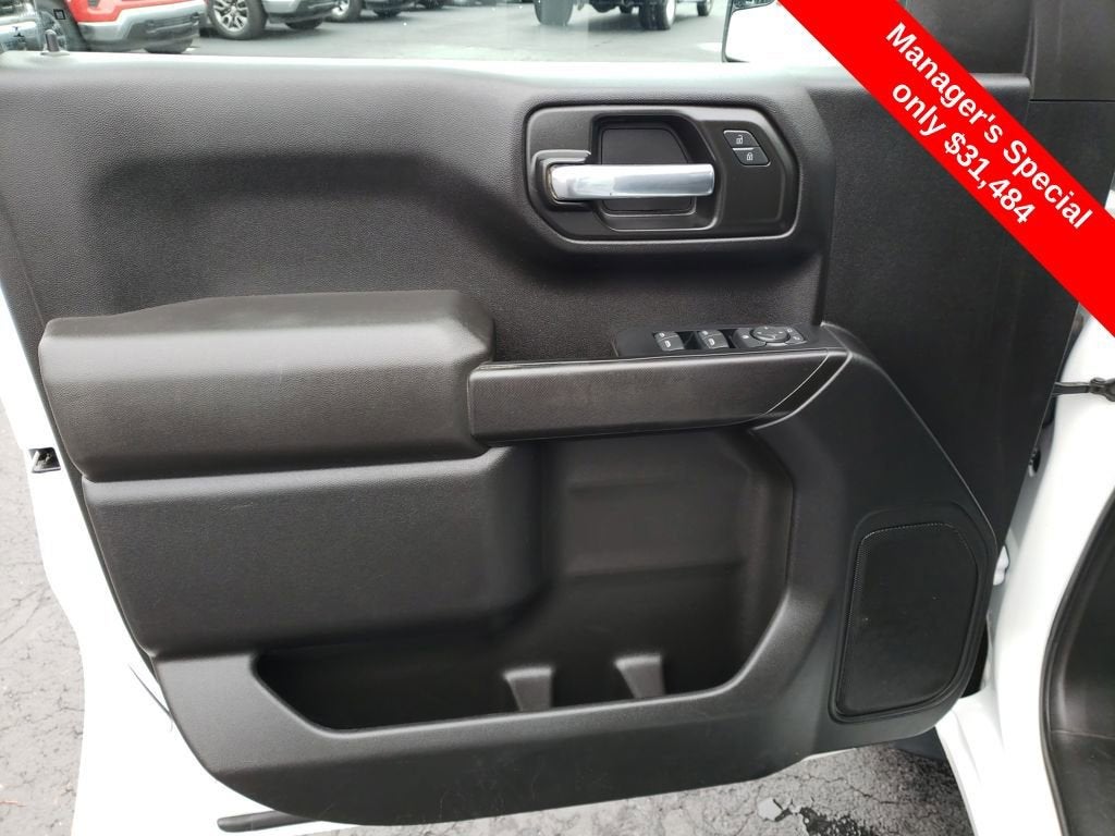 2023 Chevrolet Silverado 1500 Custom