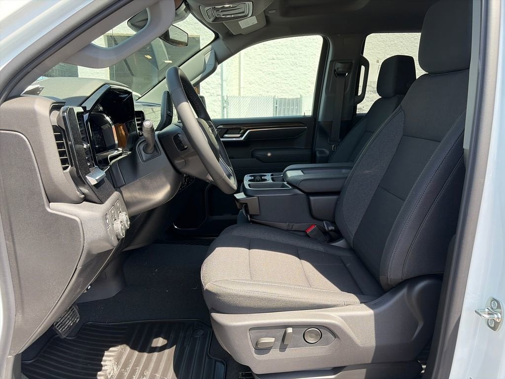 2026 Chevrolet Silverado 1500 LT - Photo 14