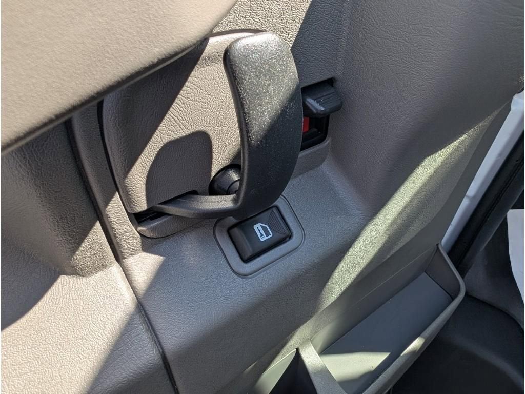 2025 Chevrolet Express Cargo 3500 WT