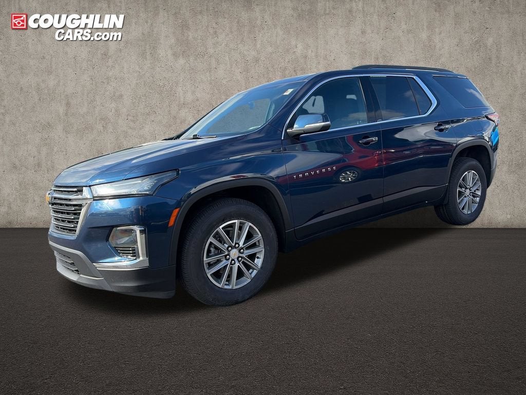 2023 Chevrolet Traverse LT Cloth