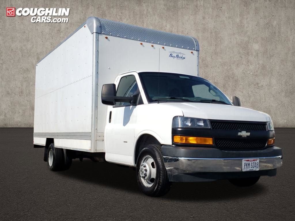 2018 Chevrolet Express Cutaway 3500 Base