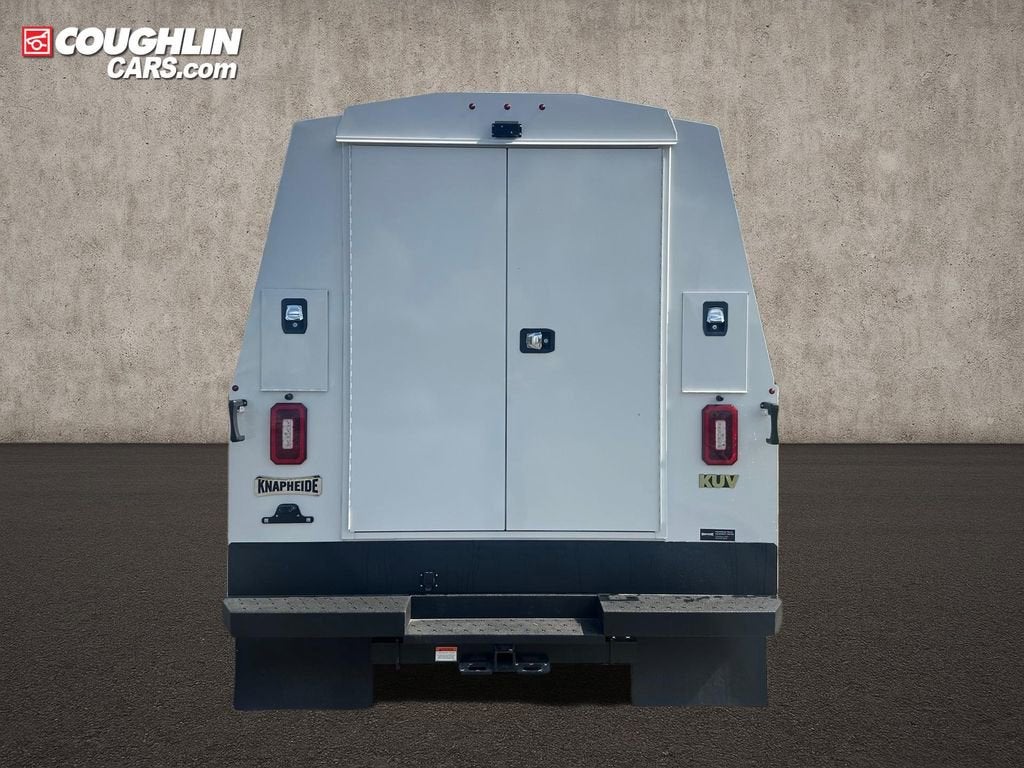 2024 Chevrolet Silverado 6500 HD Work Truck