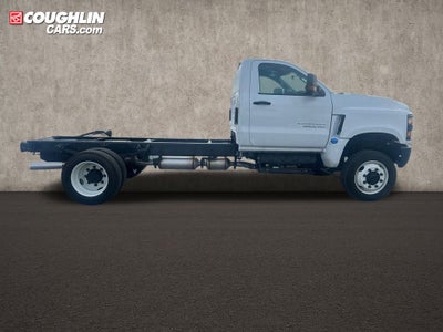 2024 Chevrolet Silverado 6500 HD Work Truck