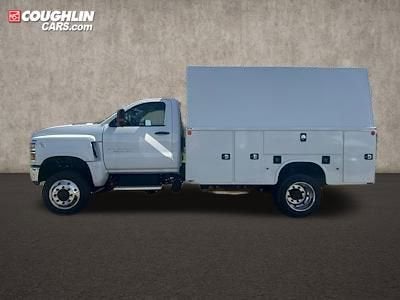 2024 Chevrolet Silverado 6500 HD Work Truck