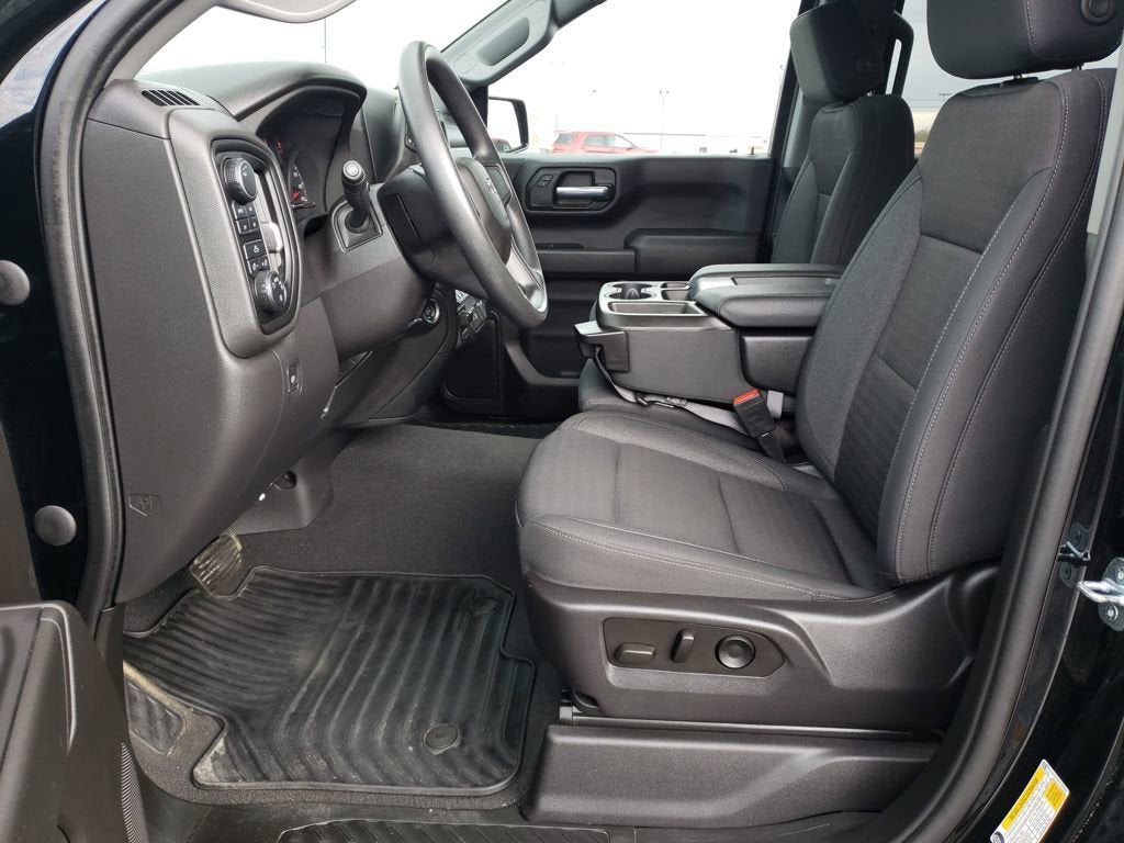 2023 Chevrolet Silverado 1500 Custom Trail Boss