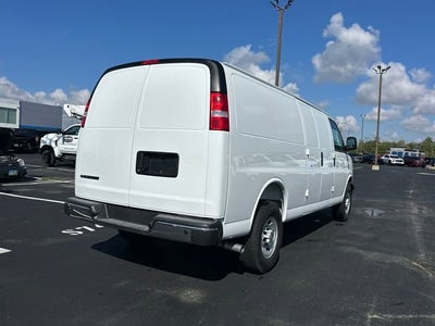 2025 Chevrolet Express Cargo WT