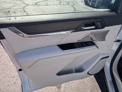 2024 GMC Acadia Denali