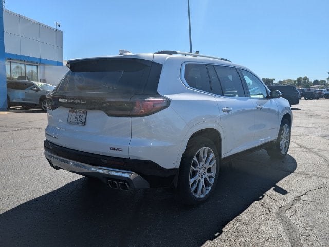2024 GMC Acadia Denali