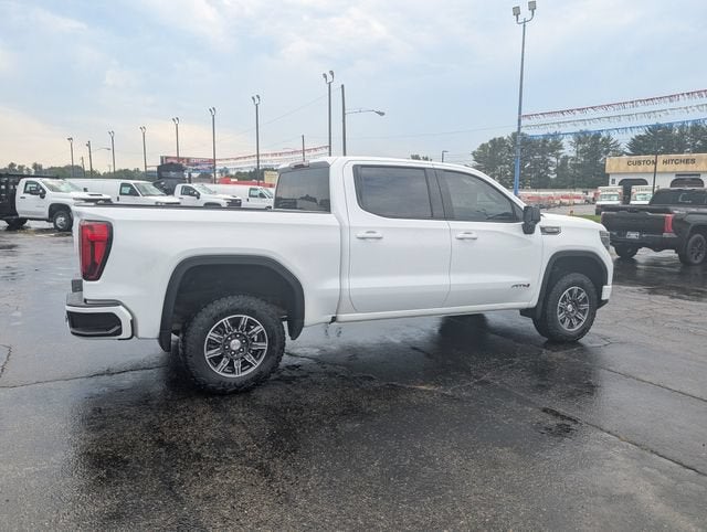 2025 GMC Sierra 1500 AT4
