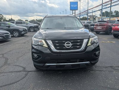2020 Nissan Pathfinder SL