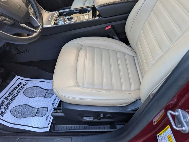2019 Ford EDGE Base